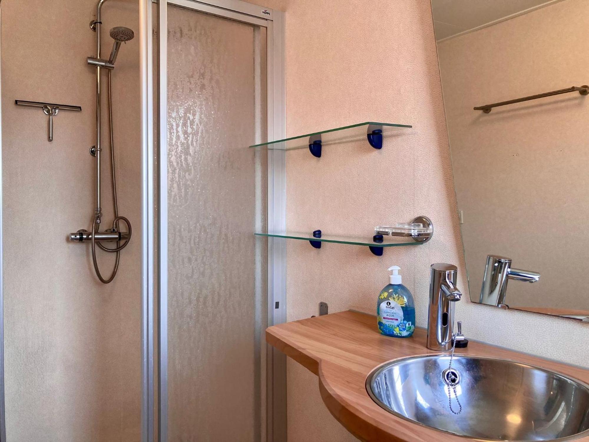 Lakeview 6 Pers Holiday Home Aurora With Fenced Garden, Whirlpool And Sauna Anjum 외부 사진